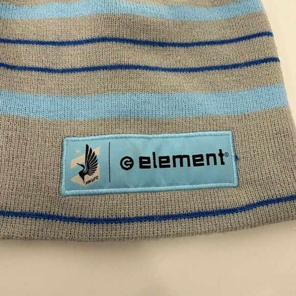 Minnesota United FC Soccer Light Blue & Grey Striped Winter Beanie Hat Unisex - Picture 2 of 4